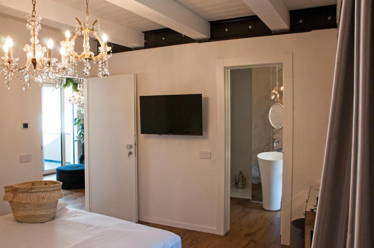 Ca' Squero911 Luxury Rooms Cesenatico Exterior photo